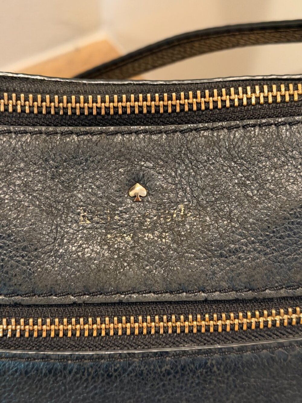 Kate Spade Black Pebbled Leather Crossbody Bag Gold Hardware - Picture 2 of 15